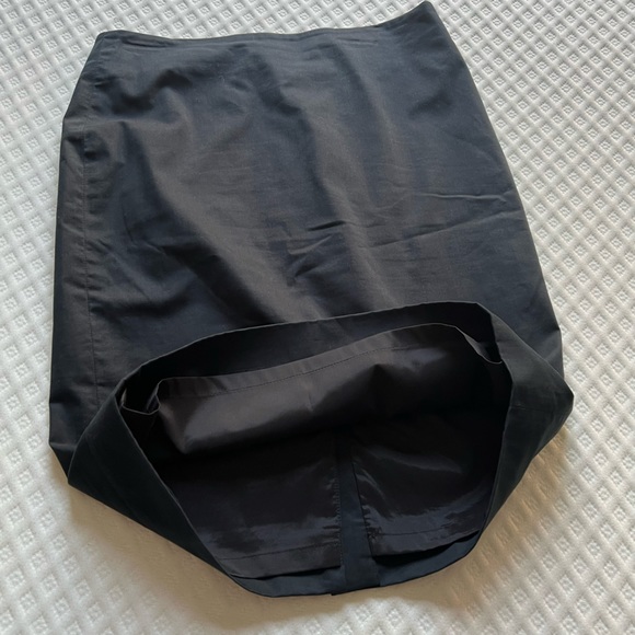 2 Skirt Bundle: BR & A Taylor size 0 - Picture 8 of 11